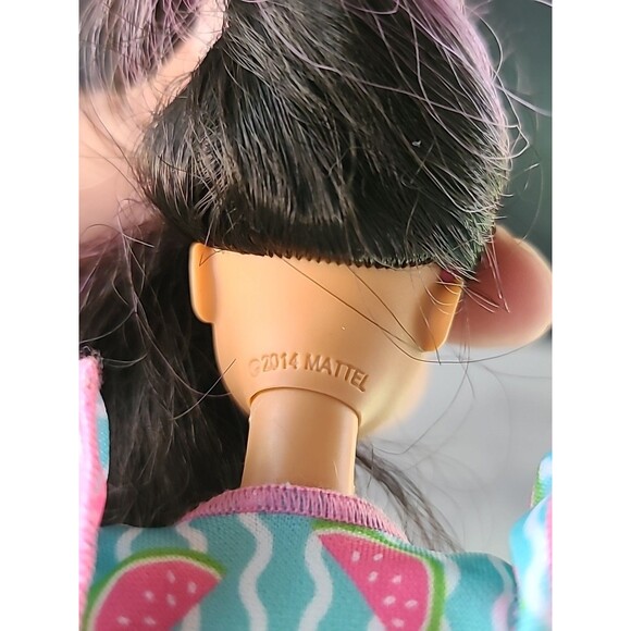 Mattel Barbie Doll 2020 - Picture 8 of 10